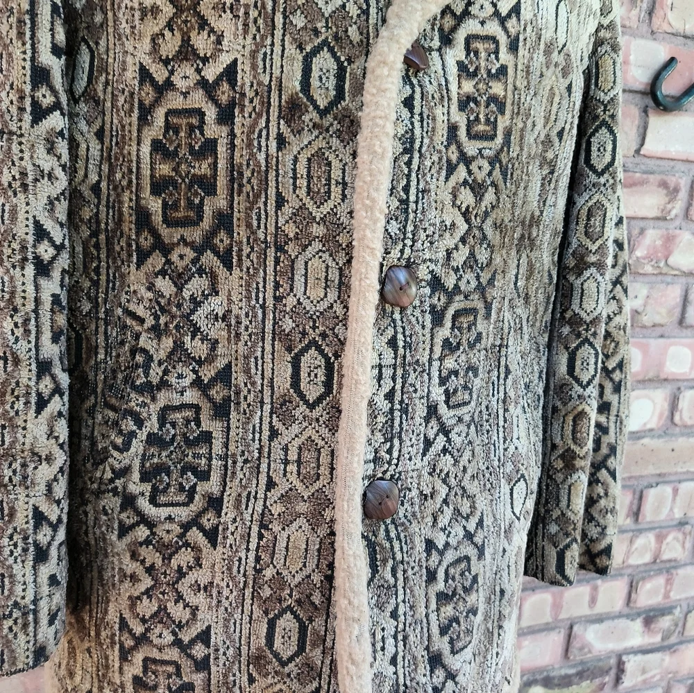 Vintage 70s Tapestry Carpet Lakeland Coat Jacket Medium 38 Sherpa 44" Chest - Picture 6 of 9